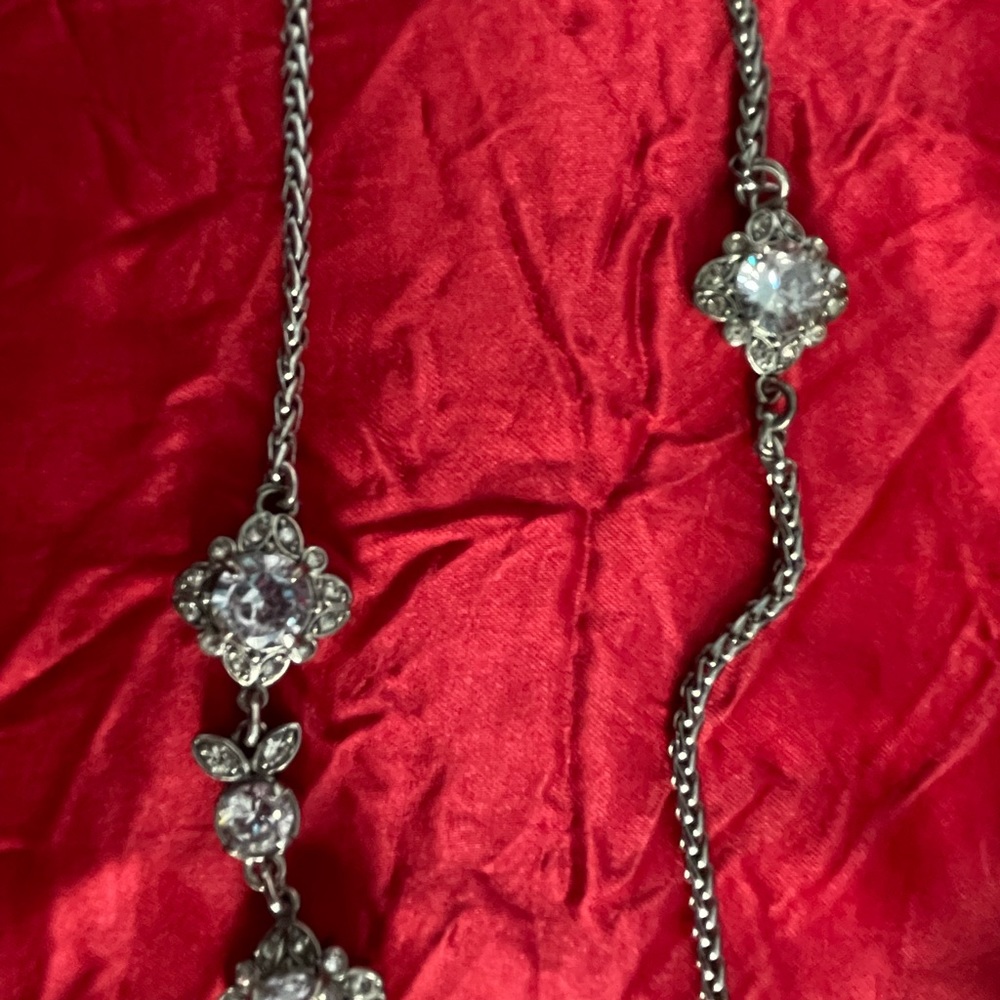 Ann Taylor Metal Link Side Pendant Necklace